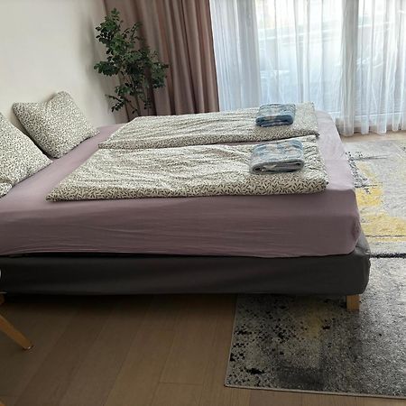 New, Beautiful Apt With Parking In Best Location! Братислава Экстерьер фото